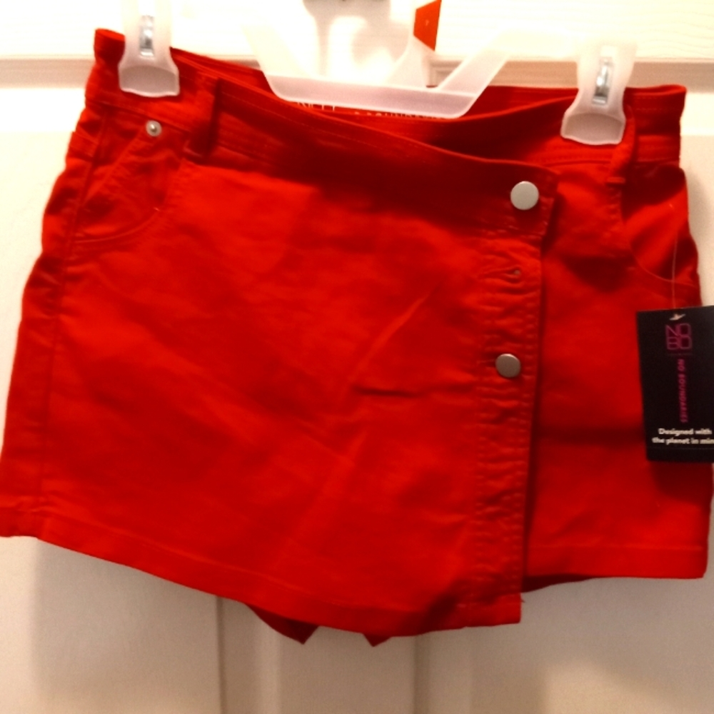 Red Skort